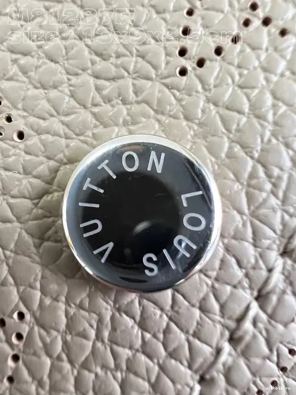 WIS RECTO VUITTON CARD HOLDER LOUIS VERSO 0617